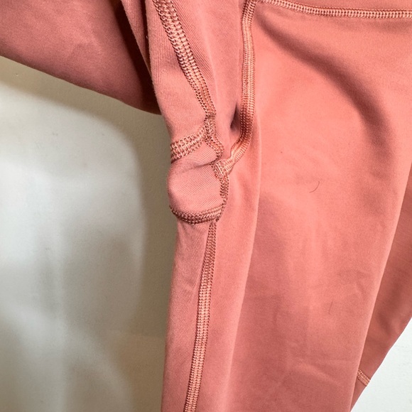 Victoria Secret sport knockout fit pink tight legging - Picture 3 of 5